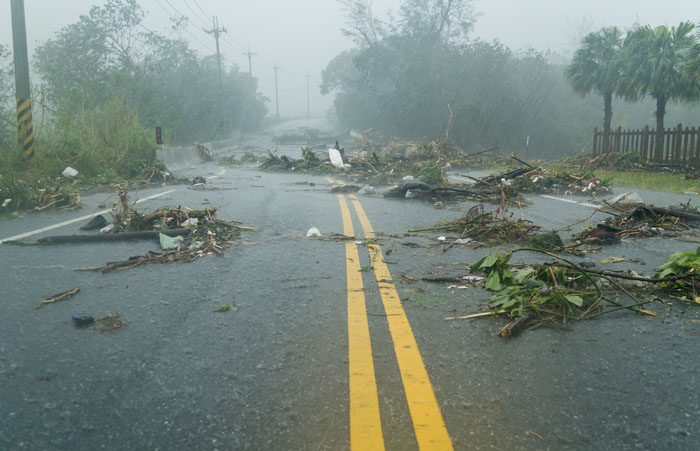 West Palm Beach musician seeks source of debris that nearly killed him